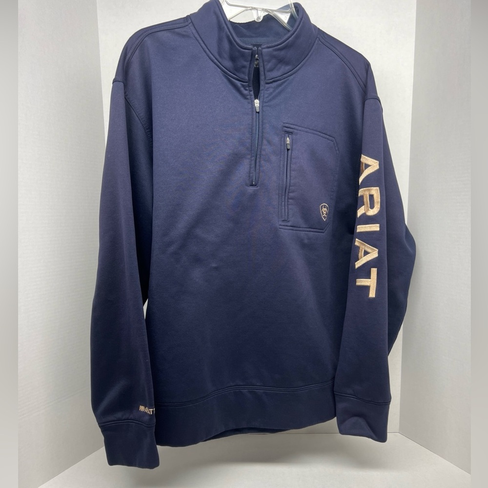 Ariat 1/4 Zip Men’s Sz Large Navy Blue Tan Embroidery Ariat Tek Chest Zip Pocket